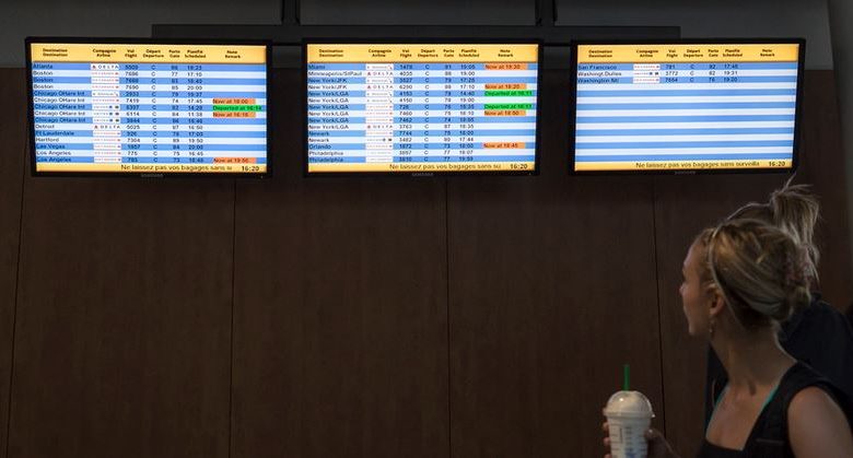 airport-screens