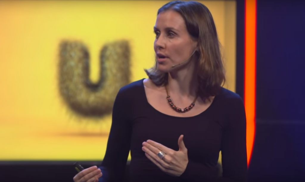 Er wordt al gesproken van de 'robo-apocalyps', robots die onze banen overnemen waardoor de mensheid ernstig in de problemen komt. Dokter Anna Solomons ziet ons toekomstbeeld rooskleuriger in.