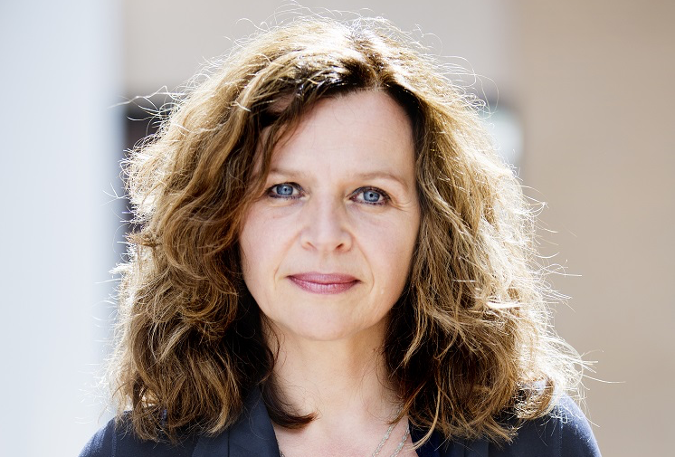 Edith Schippers wordt de nieuwe president van DSM Nederland. Een profiel van de voormalig minister van Volksgezondheid, Welzijn en Sport.