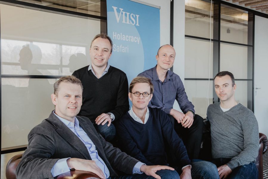 Viisi, Tom van der Lubbe