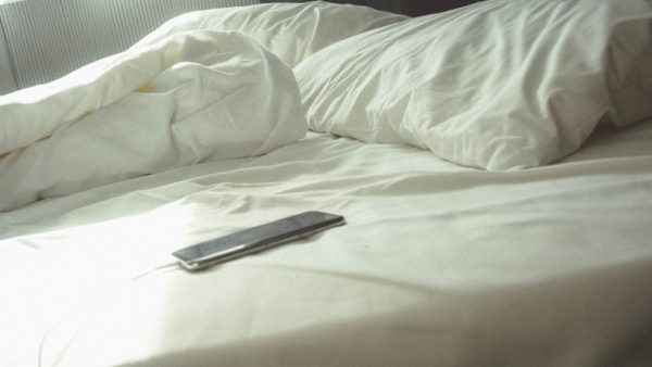 bed en smartphone