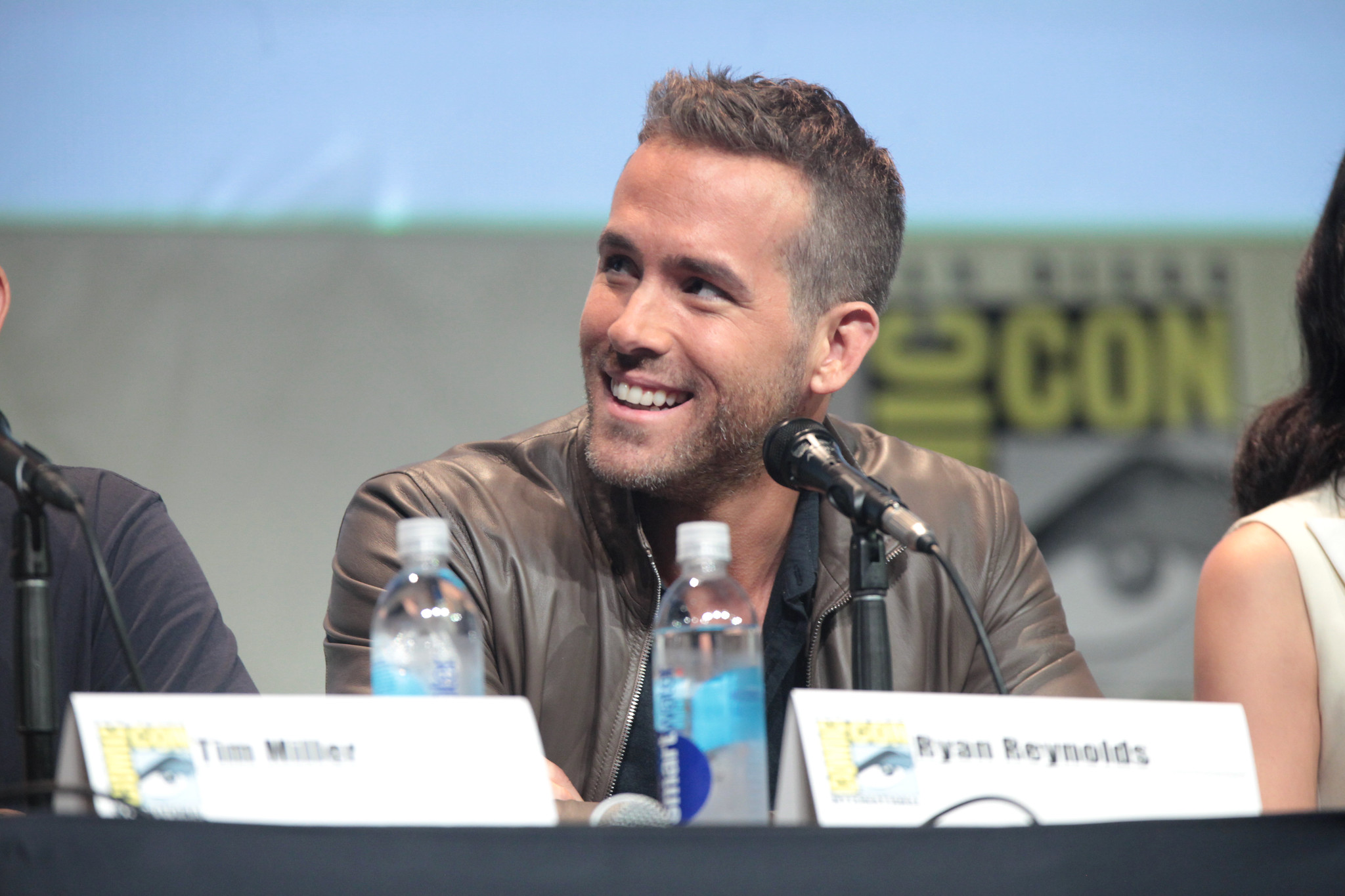 Ryan Reynolds verkoopt ginmerk