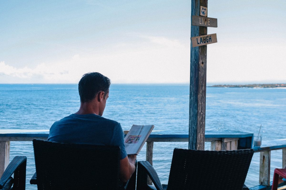 Dit zijn de 8 beste vakantieboeken voor jou en je personeel
