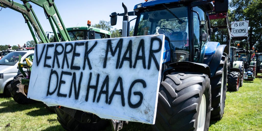Boeren blokkeren distributiecentra supermarkten &#8211; VNO-NCW waarschuwt voor exodus bedrijven