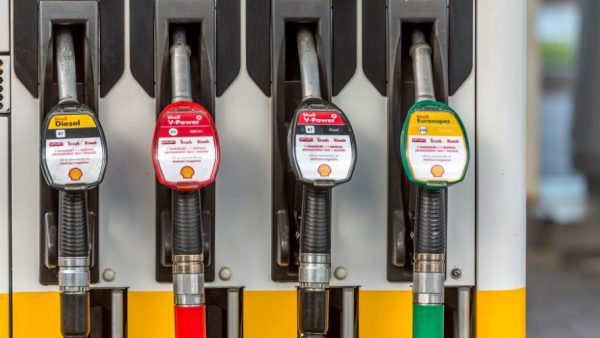 shell benzine diesel tankstation