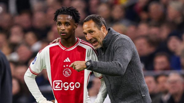 ajax john van 't schip leiderschap