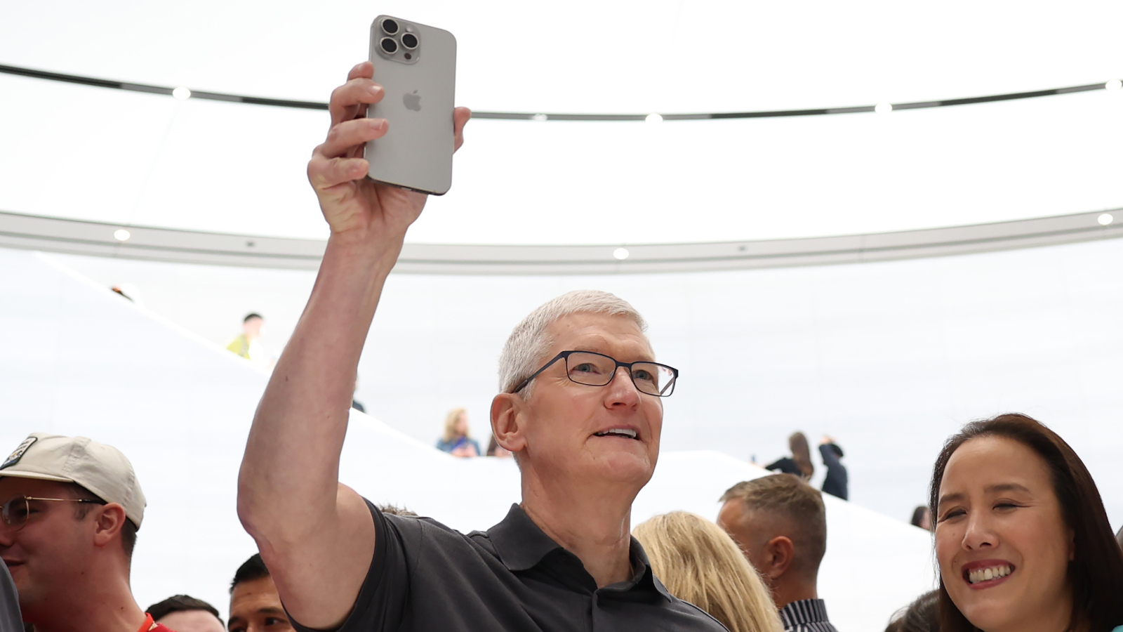 apple iphone tim cook ceo