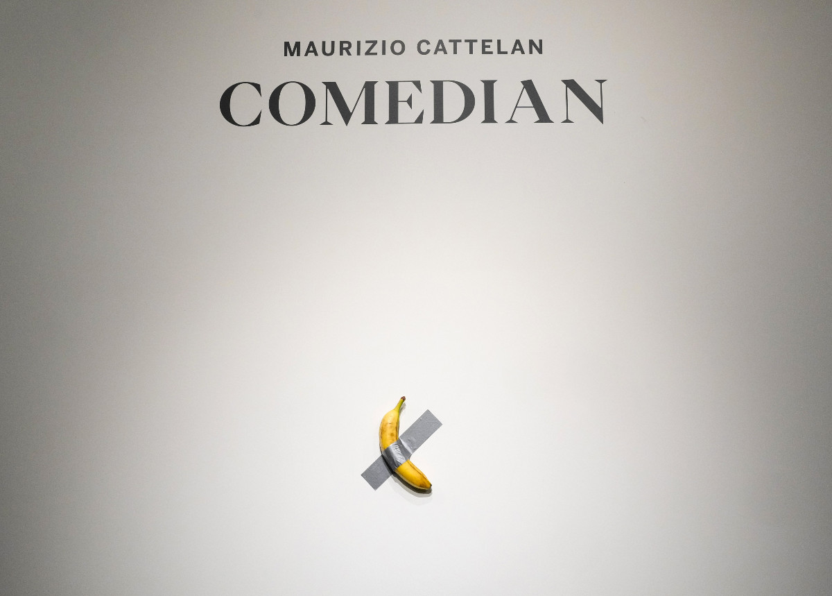 comedian maurizio cattelan