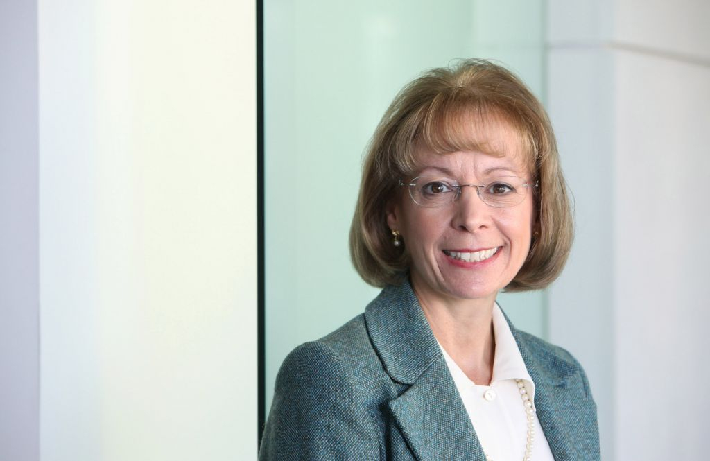 nancy mckinstry ceo wolters kluwer