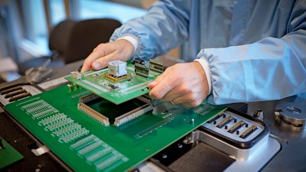 nxp semiconductors eindhoven nijmegen chipfabrikant