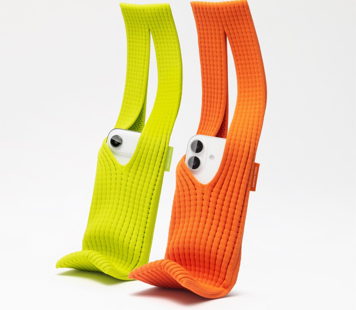 iphone sok issey miyake