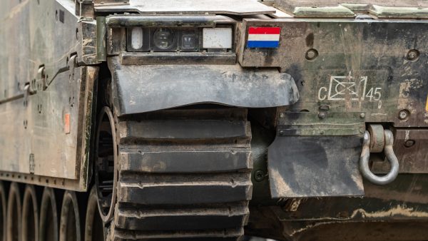 Nederland kan het verhoogde defensiebudget het beste inzetten op zogeheten duale technologie: