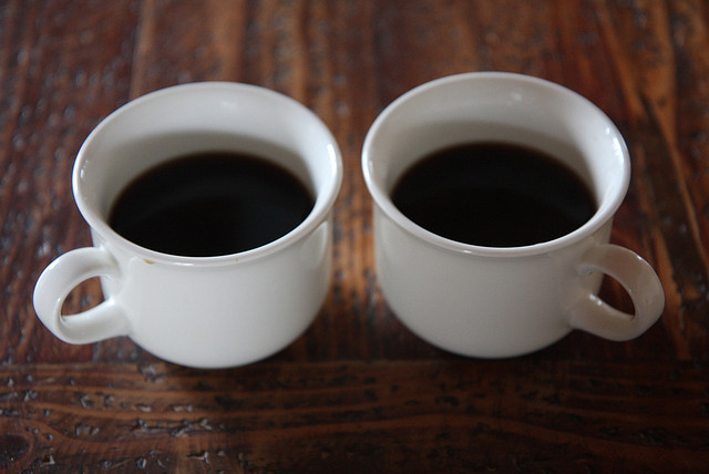 8 redenen waarom dat extra kopje koffie op het werk juist goed is